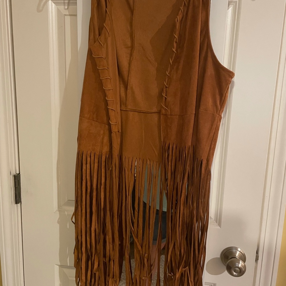 Boho fringe vest. Faux suede 2X